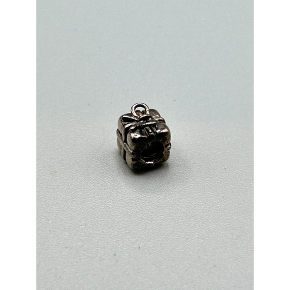 Pandora Sliding Charm Gift Box Present Sterling Silver Bracelet Charm - Picture 2 of 6